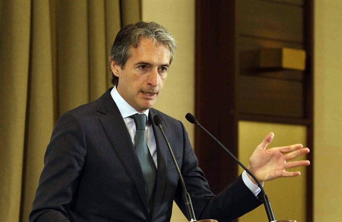 Archivo - El exministro de Fomento Iñigo de la Serna 