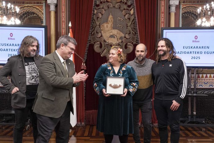 Zea Mays eta Juan Mari Aburto