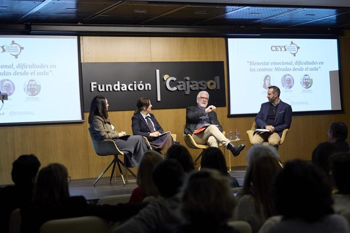 Jornada 'Bienestar emocional, dificultades en los centros', con la ponencia de Gregorio Luri en la Fundación Cajasol.