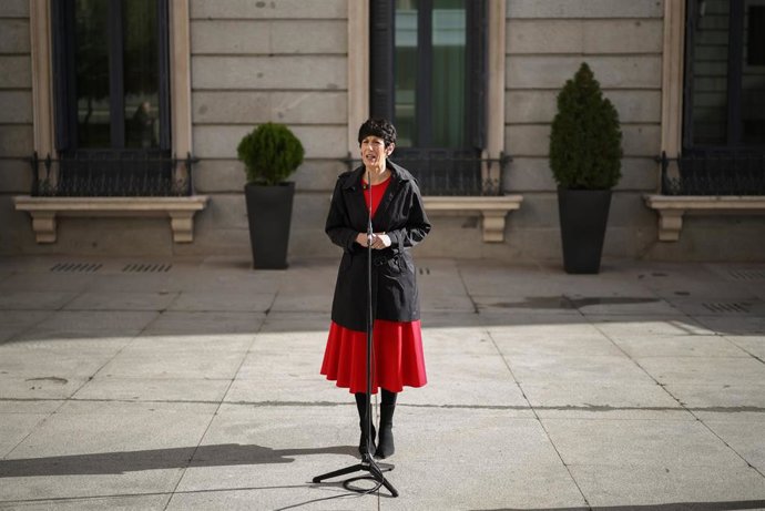 La ministra de Inclusión, Seguridad Social y Migraciones, Elma Saiz, durante una rueda de prensa para valorar los datos de afiliación a la Seguridad Social, a 2 de diciembre de 2025, en Madrid (España).