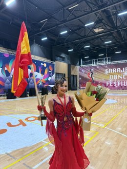 Natalia Simó, campeona del mundo de baile a sus 14 años