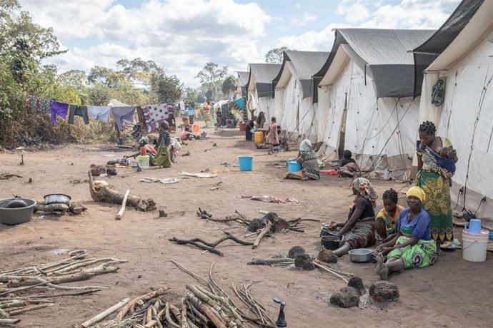 Archivo - Desplazados en Mueda, en la provincia de Cabo Delgado, a causa de la violencia en el norte de Mozambique (archivo)