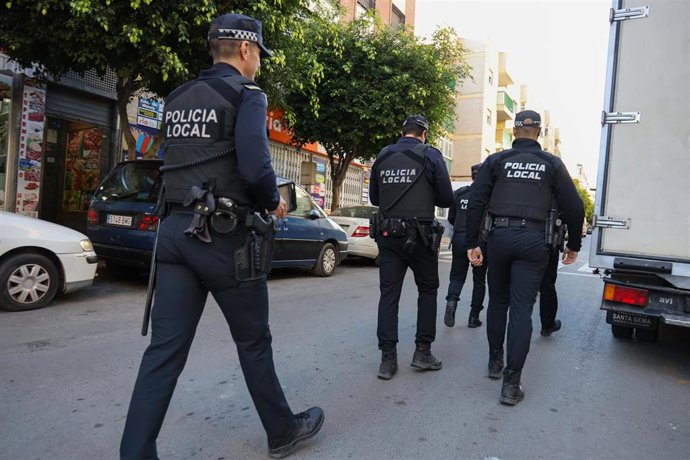 Agentes de la Policía Local de El Ejido (Almería).