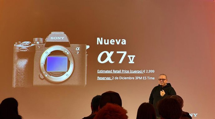 Apresentação da nova câmera Sony Alpha 7V.