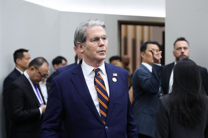 Archivo - SOUTH KOREA, GYEONGJU - OCTOBER 31, 2025: US Secretary of the Treasury Scott Bessent arrives for the APEC Economic Leaders' Meeting (AELM) as part of the APEC 2025 Summit,Image: 1049381569, License: Rights-managed, Restrictions: * Switzerland An