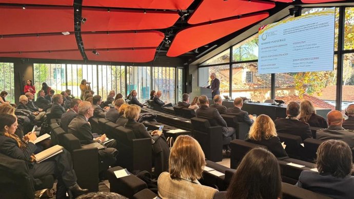 Foment defiende la creación de un abogado único europeo para reforzar la competitividad