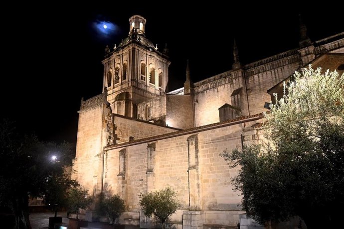 La Catedral de Coria estrena nueva iluminación artística
