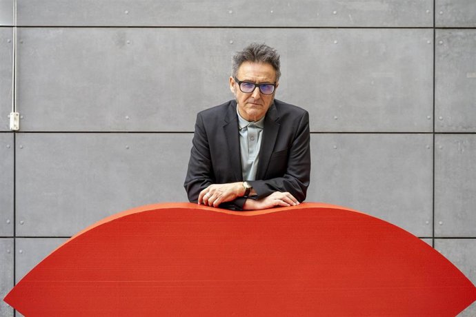 Archivo - El director de la Seminci, José Luis Cienfuegos, en la presentación de la 69 edición en la Academia de Cine.