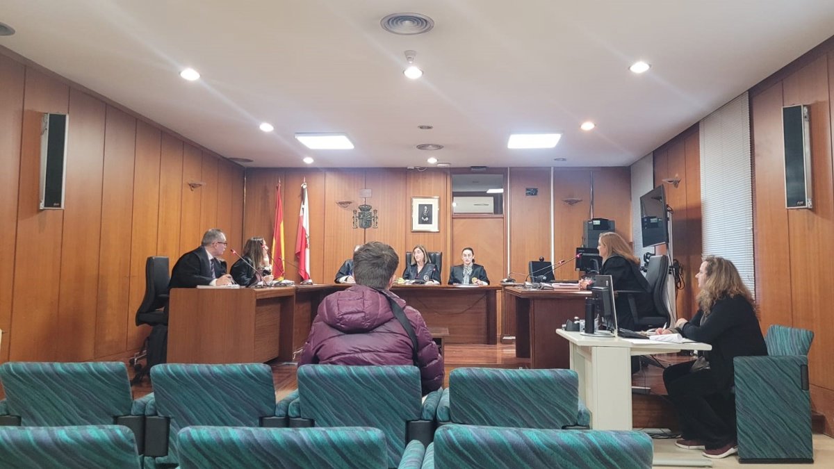 Aplazan a marzo el juicio por estafa a una pareja de managers por enfermedad de la acusada