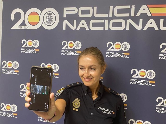 Agente de la Policía Nacional.