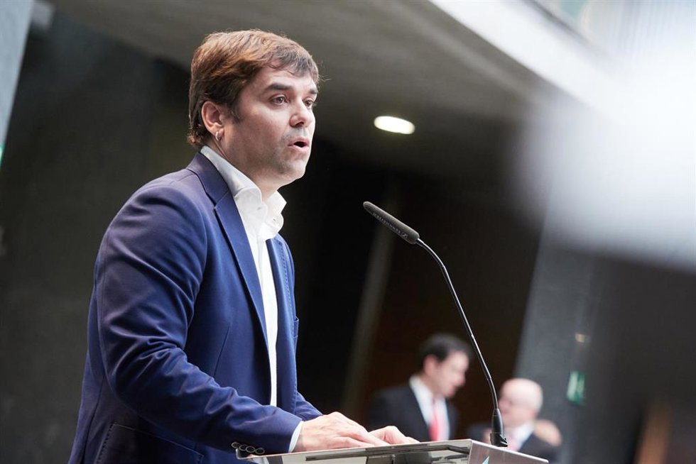 El portavoz de Geroa Bai en el Parlamento de Navarra, Pablo Azcona.