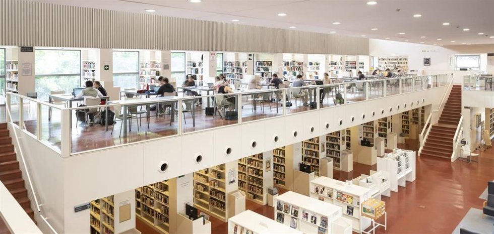 Archivo - Imagen de la biblioteca Infanta Elena.