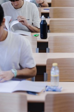 Archivo - Archivo.- Examen