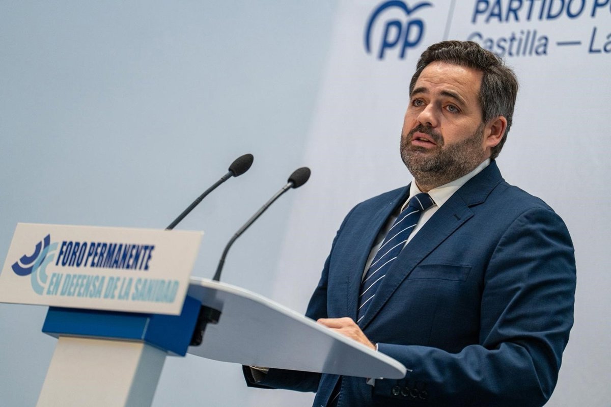 Núñez asegura que a Page le preocupa el futuro del PSOE:  A mí me preocupa el futuro de España y de Castilla-La Mancha 