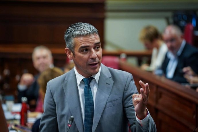 Archivo - El consejero de Agricultura, Ganadería y Pesca del Gobierno de Canarias, Narvay Quintero