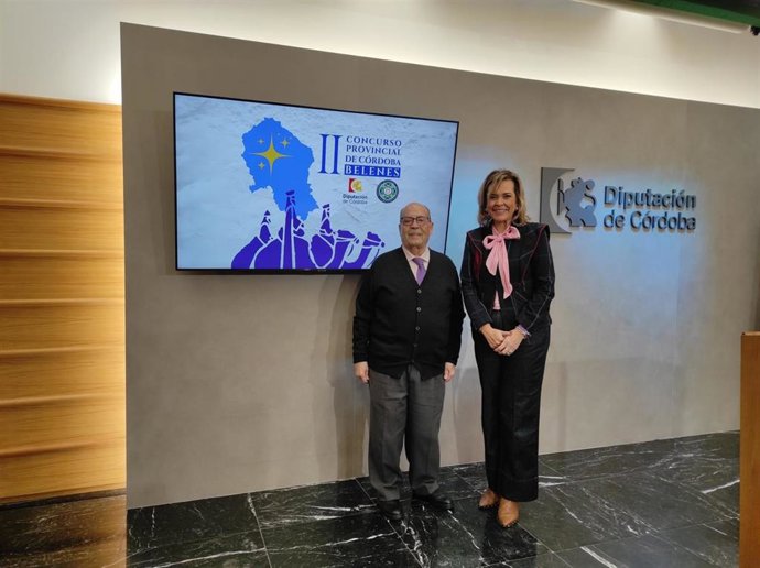 Auxiliadora Moreno y José María del Arco en la presentación del II Concurso Provincial de Belenes.
