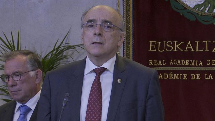 Archivo - Andrés Urrutia, presidente de Euskaltzaindia