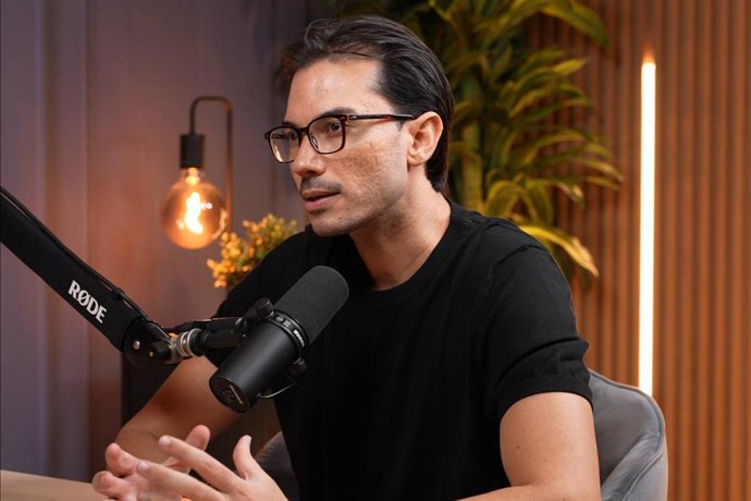 Juan Homar explica cómo crear vídeos con IA y escalar canales sin mostrar rostro ni voz