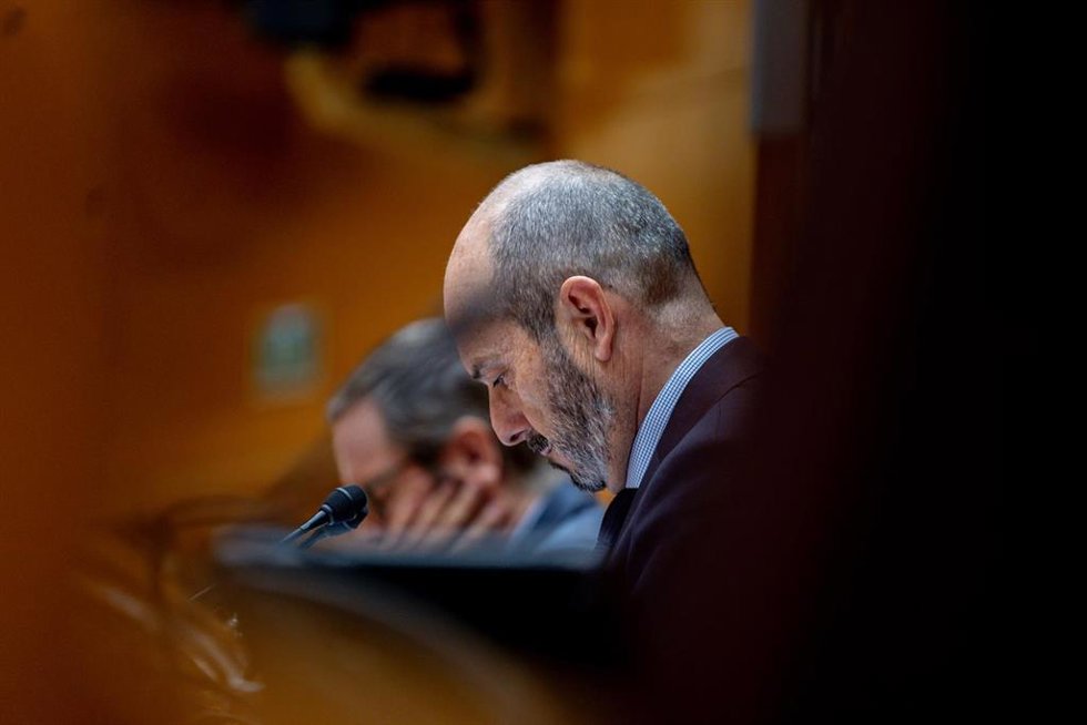 El presidente del Senado, Pedro Rollán, durante una sesión plenaria en el Senado, a 2 de diciembre de 2025, en Madrid (España). 