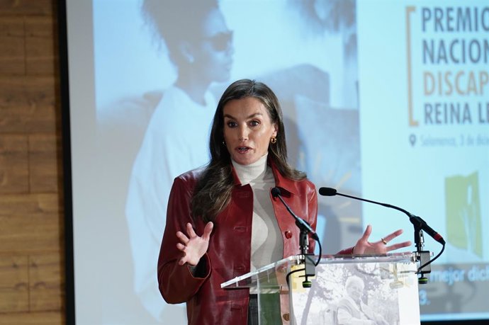 La Reina Letizia interviene durante la reunión del Consejo Real del Patronato Sobre Discapacidad y entrega de los Premios Nacionales de Discapacidad 'Reina Letizia', en CREA Alzheimer, a 03 de diciembre de 2025, en Salamanca, Castilla León (España). Los P