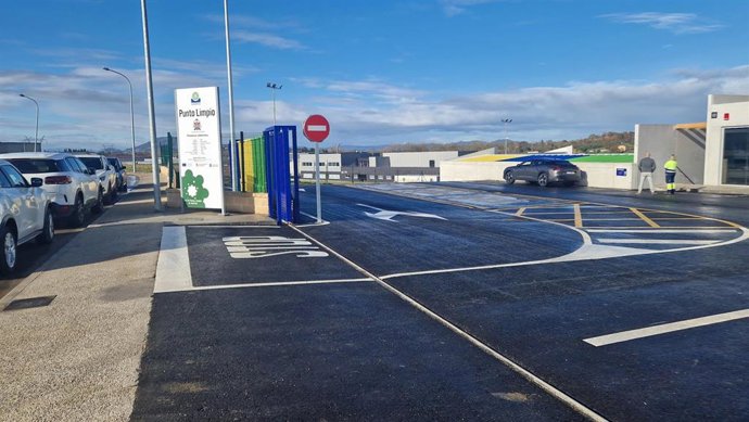 Cogersa pone en servicio un nuevo punto limpio en el Polígono Industrial La Barrera, en Noreña.