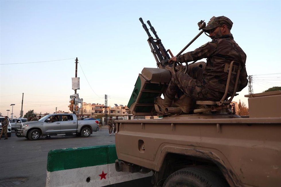 Un miembro de las fuerzas de seguridad de Siria en Homs (archivo)