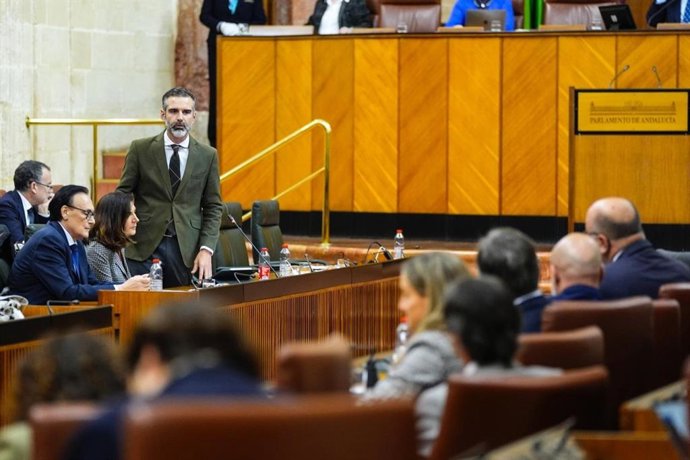 El consejero de Agricultura, Pesca, Agua y Desarrollo Rural, Ramón Fernández-Pacheco.