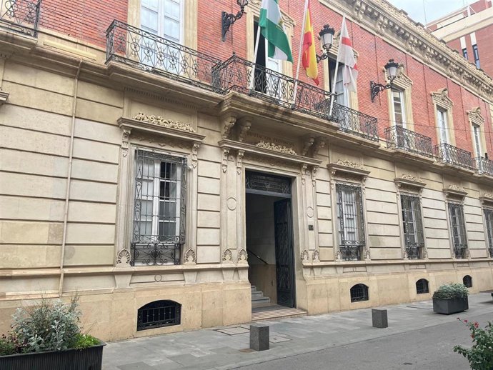 El Palacio Provincial, sede de la Diputación de Almería.
