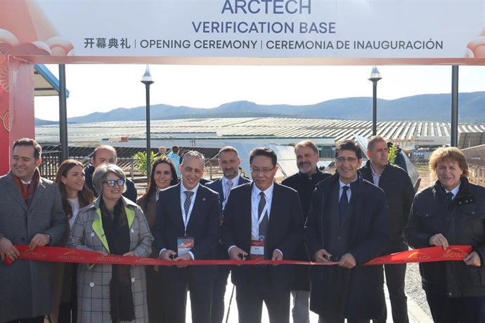 La Empresa Multinacional De Origen Chino Arctech Ha Iniciado Su Andadura En Las Instalaciones Del Instituto De Sistemas Fotovoltaicos De Concentración De Puertollano (Ciudad Real).