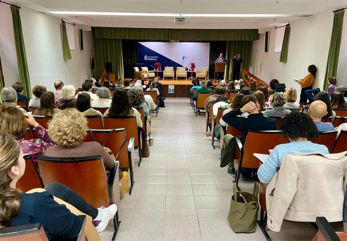 Jornada 'Juntos, sin barreras' organizada por el IMAS para tratar las problemáticas de las personas con discapacidad.