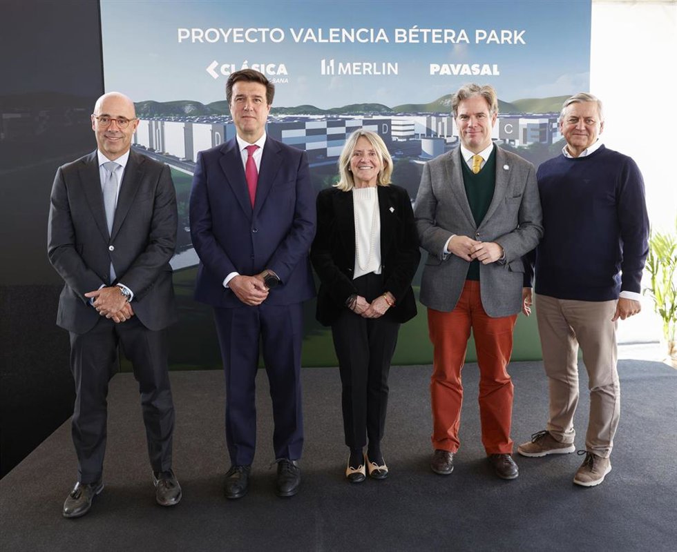 Director de Logística Merlin Properties, CEO de Merlin Properties, Alcaldesa de Bétera, CEO Pavasal y CEO Clásica Urbana