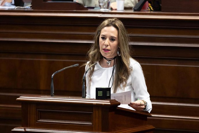 Archivo - La consejera de Turismo y Empleo del Gobierno de Canarias, Jéssica de León