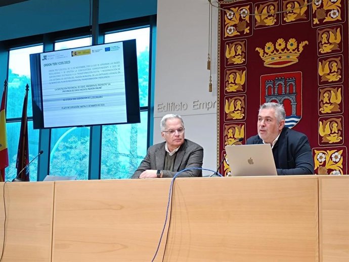 Jacinto Muñoz en la jornada sobre 'La provincia de Cádiz hacia el Padrón Online'.