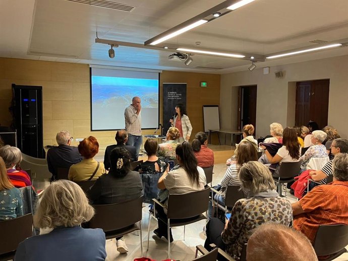 La Junta impulsa talleres de acompañamiento al duelo para afrontar unas fechas "sensibles" como es la Navidad.