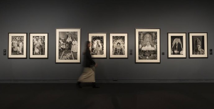 IVAM Centre Julio González  Exposición Cristina García Rodero. España Oculta  Miguel Lorenzo