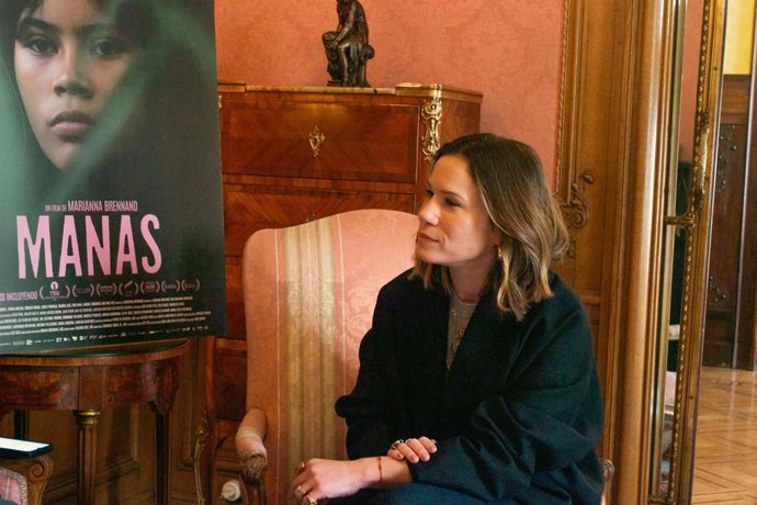 Marianna Brennand durante a entrevista sobre seu filme “Manas”