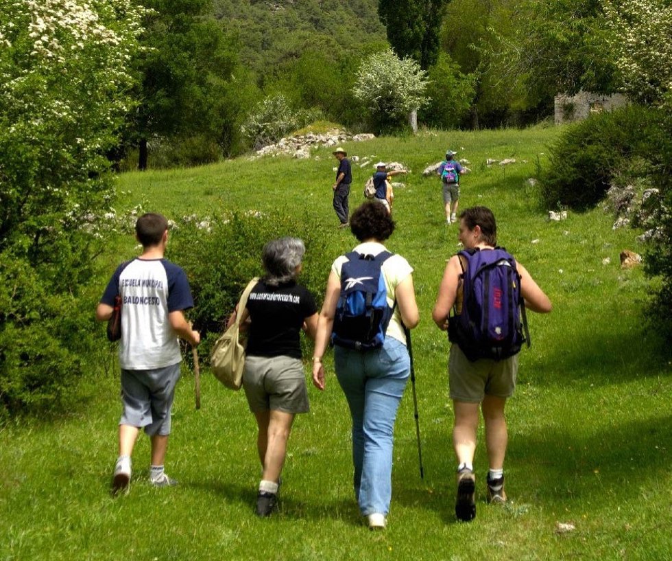 Archivo - Turistas en el Parque Nautural de Cazorla, Segura, Las Villas/Archivo