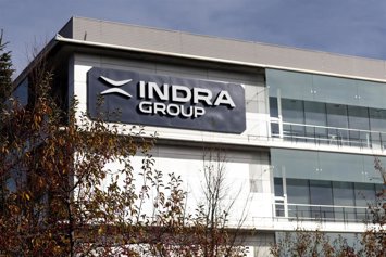 Fachada de la sede de Indra, a 25 de noviembre de 2025, en Alcobendas, Madrid (España).