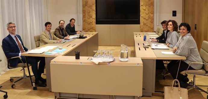 Constituida la ponencia de la proposición de ley de cogestión aeroportuaria