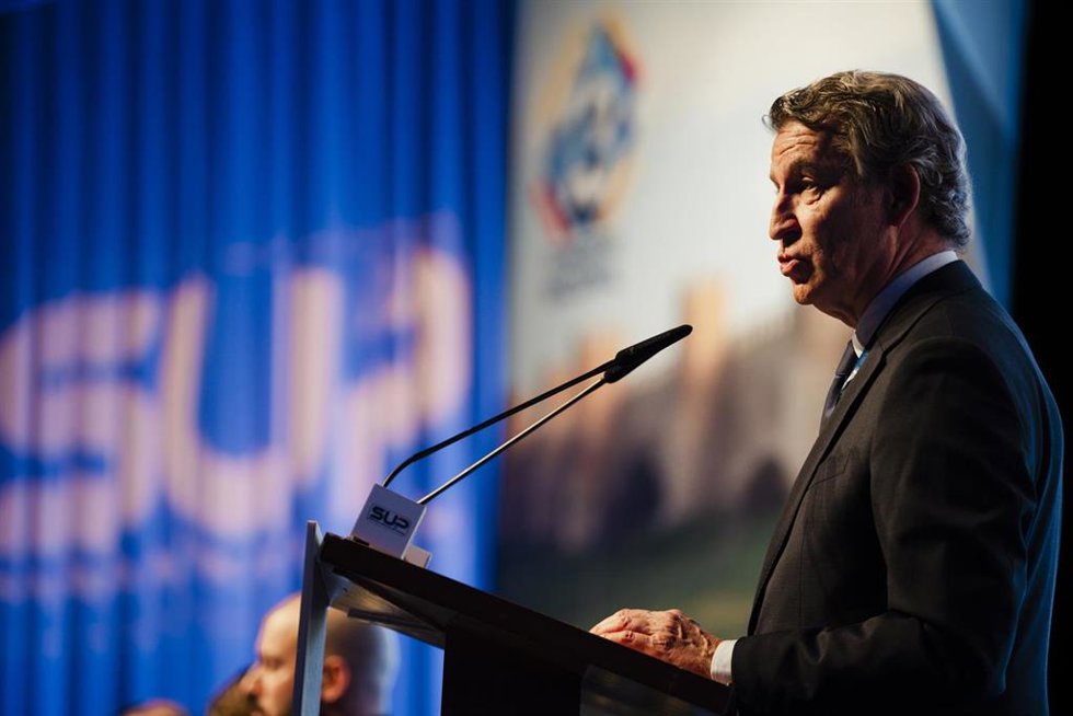El presidente del Partido Popular, Alberto Núñez Feijóo, durante el XIII Congreso Nacional del Sindicato Unificado de Policía, a 3 de diciembre de 2025, en Toledo, Castilla-La Mancha (España). 