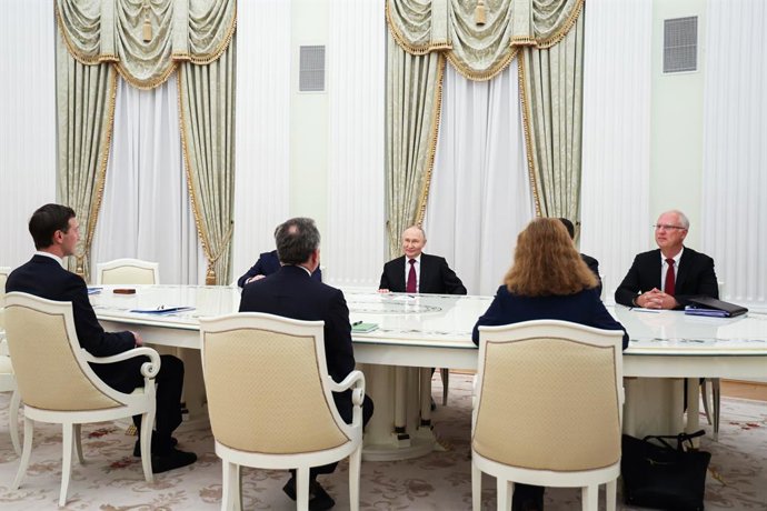 RUSSIA, MOSCOW - DECEMBER 2, 2025: Vladimir Putin (C back), President of Russia, and Steve Witkoff (C front), US Special Presidential Envoy, hold talks at the Moscow Kremlin