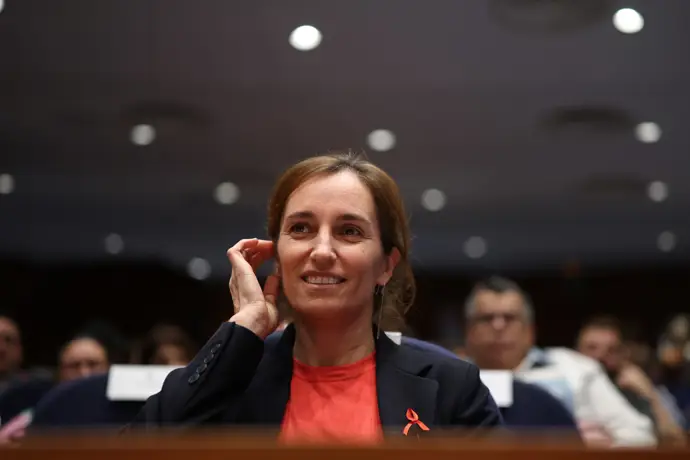 Ministra de Sanidad, Mónica García durante el Día Mundial del Sida