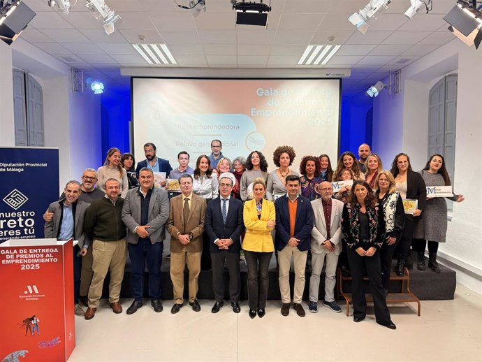 La Diputación reconoce el talento local premiando nueve proyectos emprendedores de la provincia en un acto que ha contado con la asistencia de la diputada de Empleo y Formación, María del Carmen Márquez