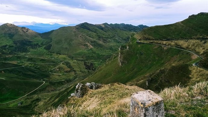 Archivo - Carretera del Puerto de Lunada.- Archivo