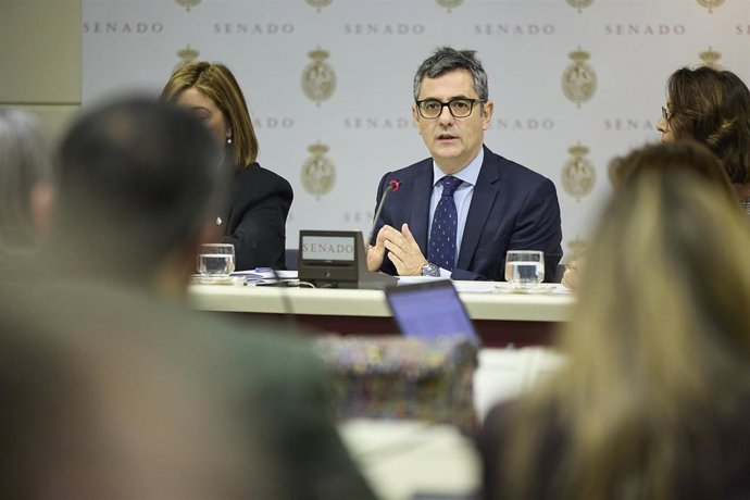 El ministro de la Presidencia, Justicia y Relaciones con las Cortes, Félix Bolaños, comparece ante la Comisión de Justicia, en el Senado, a 4 de diciembre de 2025, en Madrid (España).