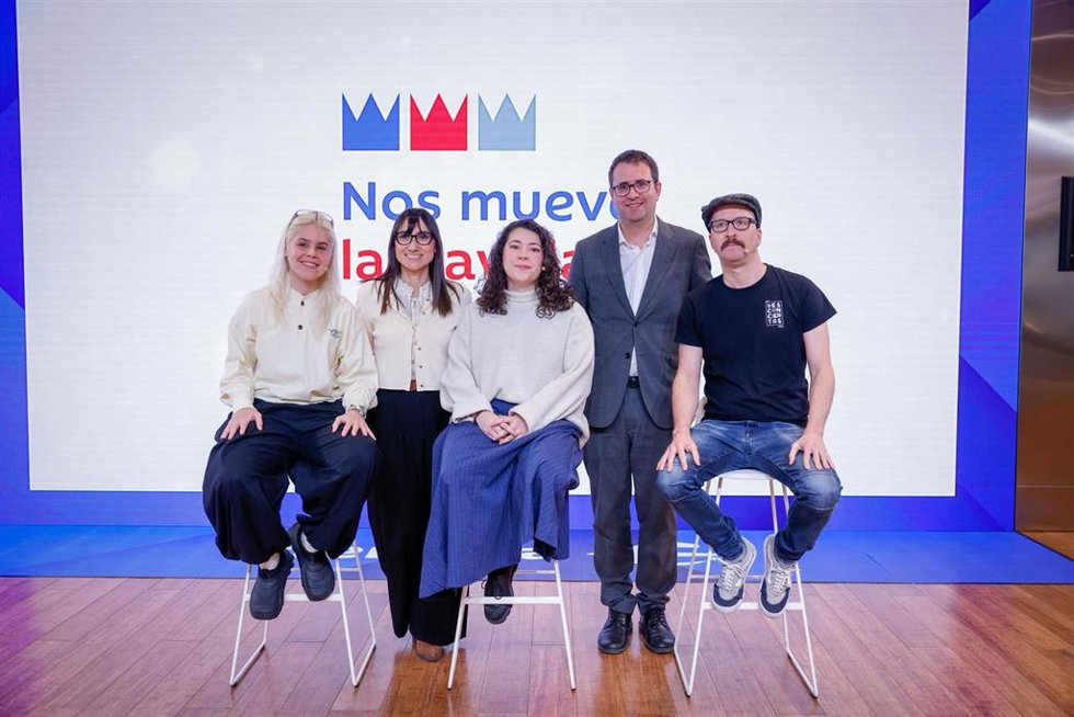 Rada Mancy, artista musical; María Frago, responsable de Patrocinios de Ibercaja; Eva McBel, artista musical; Enrique Barbero, director de Comunicación, Marca y Relaciones Institucionales de Ibercaja; y Tomás Gómez Perry, promotor cultural y director de