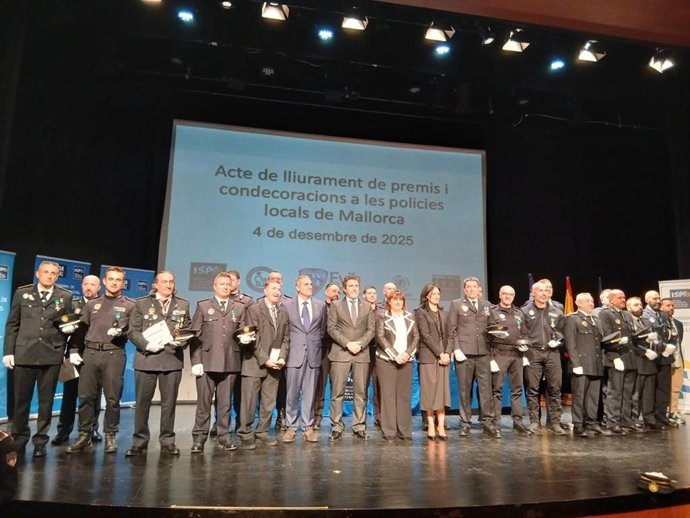 Acto anual de premios y condecoraciones