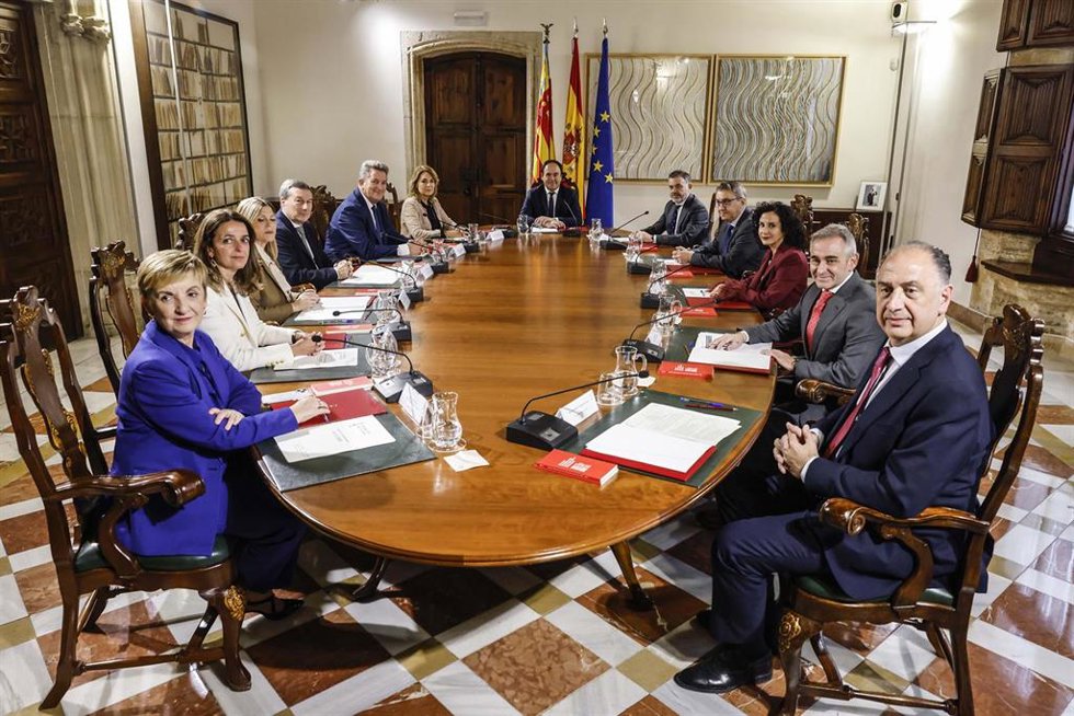 Primer pleno del Consell de Juanfran Pérez Llorca