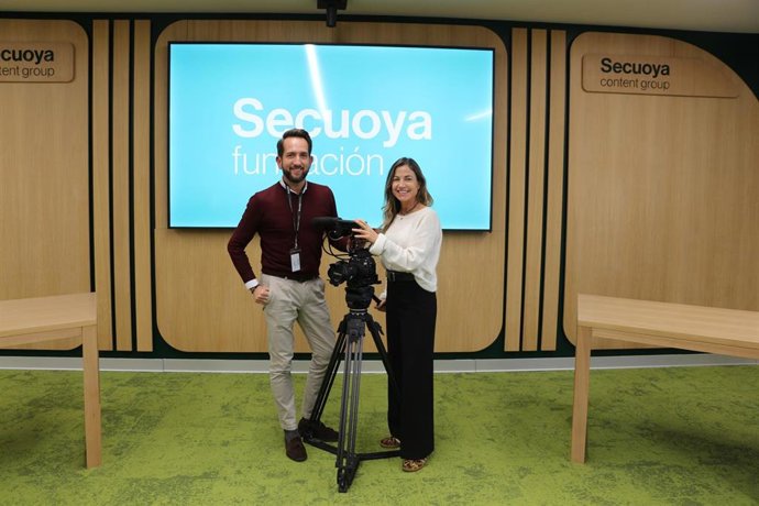 El director de su Fundación, Samuel Castro, y la directora de Marketing y Relaciones Institucionales, Belén Solera.