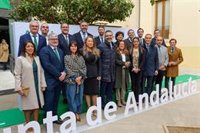 La Junta señala en el Día de la Bandera la "infrafinanciación" del Estado como un "pesado lastre" para la educación